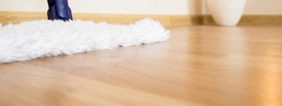 HOW TO CLEAN WOODEN FLOORS