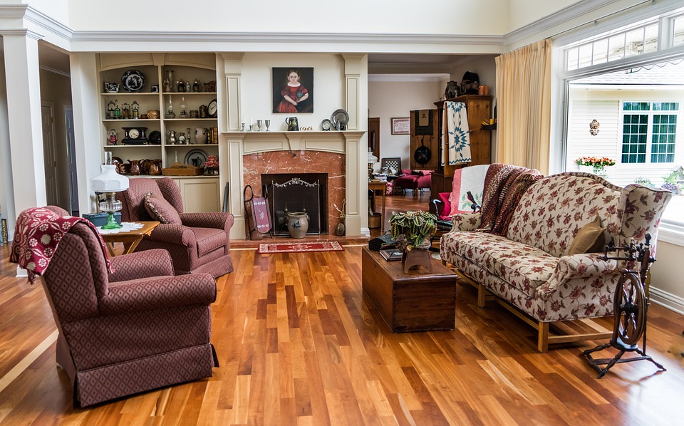 Why Hardwood Flooring is a Great Fit for Your Living Room